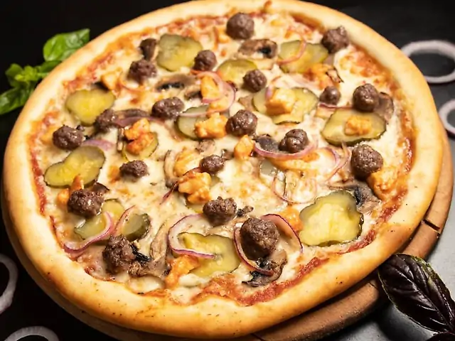 Піца з Мітболами(20см): 