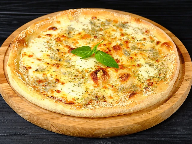 Піца 6 видів сиру