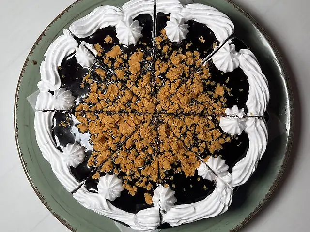 Торт Арахіс-карамель